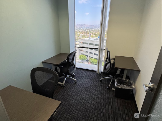 Working at Regus | 8383 Wilshire Boulevard at Los Angeles