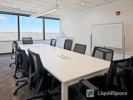 Regus | IL, Buffalo Grove - E Lake Cook Rd