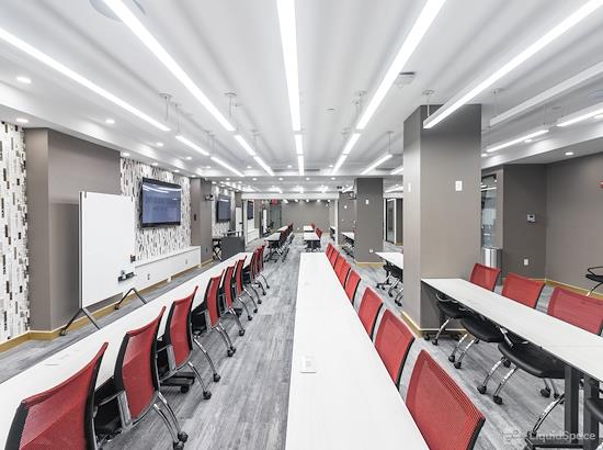 Working at Jay Suites - Fifth Avenue Location at New York