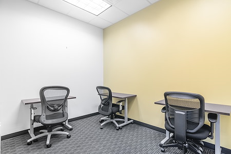 Regus | FL, Tampa - Wells Fargo - Day Desk