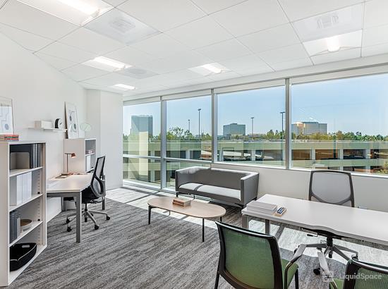 Working at Regus | City Tower at Orange