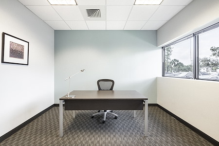 Regus | The Arbors - Day Desk