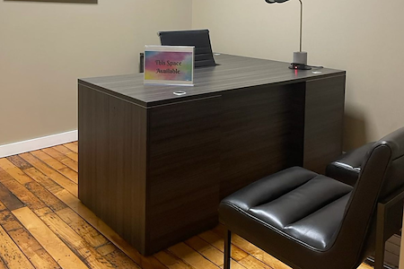The Hickory Hub - Private Office
