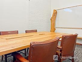 Regus | FL, Gainesville - Main St