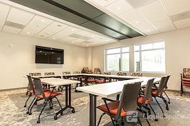 4 & Co Coworking Spaces - Land O' Lakes