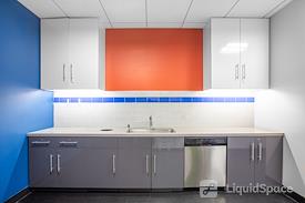 Regus | Long Beach – Landmark Square