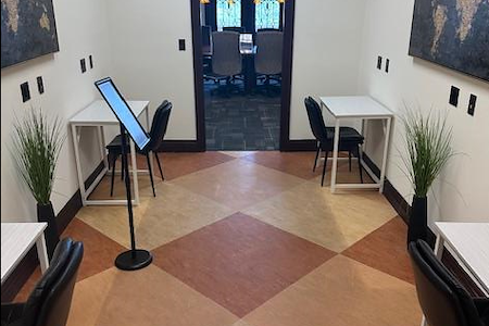 Remote Workspace and Reading Lounge - Individual quiet desk space
