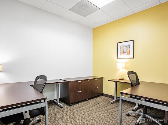 Working at Regus | Prairie Glen at Glenview