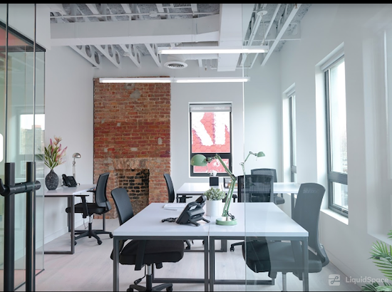 Working at Bond Collective - Vinegar Hill at Brooklyn