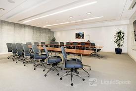 Carr Workplaces - Reston Town Center