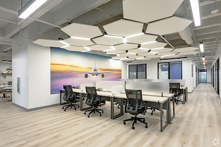 Office Evolution West Palm Beach - Day Desk