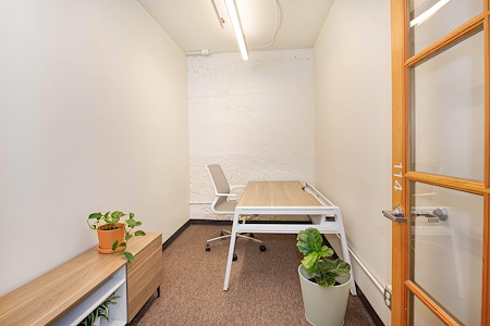 The Pioneer Collective - Belltown - Office 114