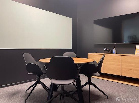 Working at CENTRL Office - Sacramento at Sacramento