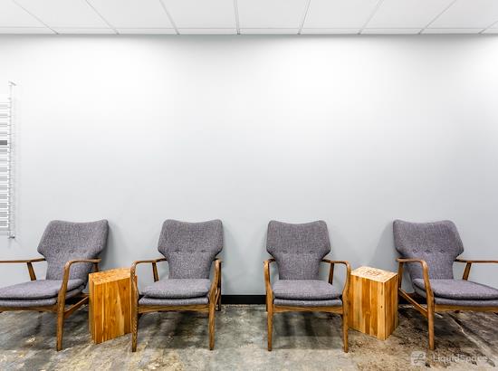 Working at Regus || Embarcadero Place at Palo Alto
