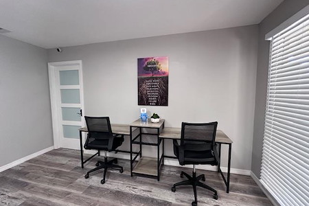 Coworkers Zone Longwood - Shared Desk