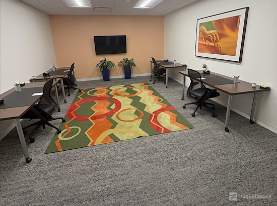 Working at Carr Workplaces - K Street at Washington