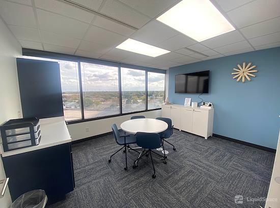 Working at Regus | Lubbock - Pyramid Plaza at LUBBOCK
