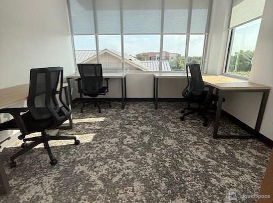 Working at Office Evolution - McKinney at McKinney