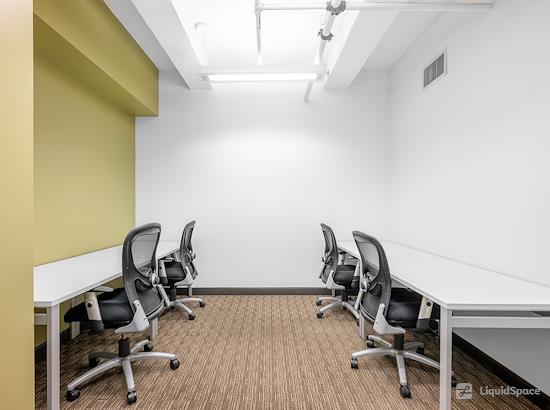 Working at Regus | 57 W 57th at New York