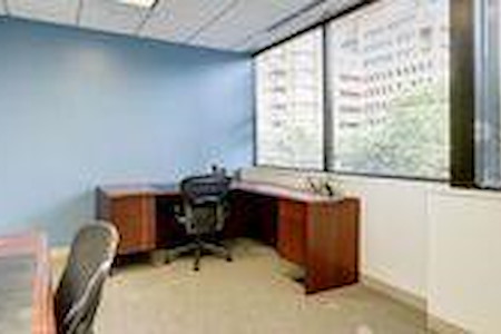 Carr Workplaces - Bethesda - Fully Furnished Corner Office for 1 to 4
