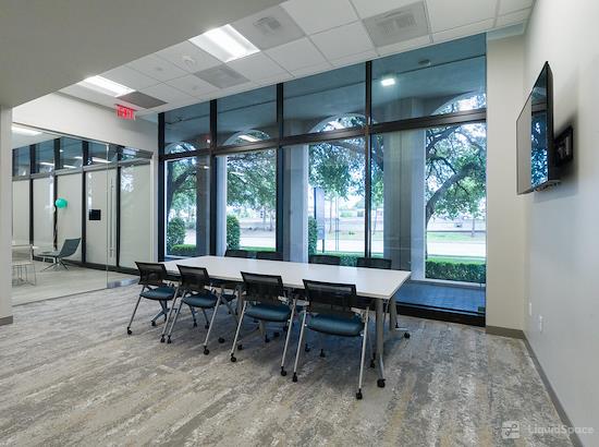 Working at Expansive - Upper Kirby/Greenway at Houston