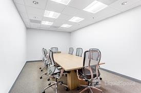 Regus || Mid-Market