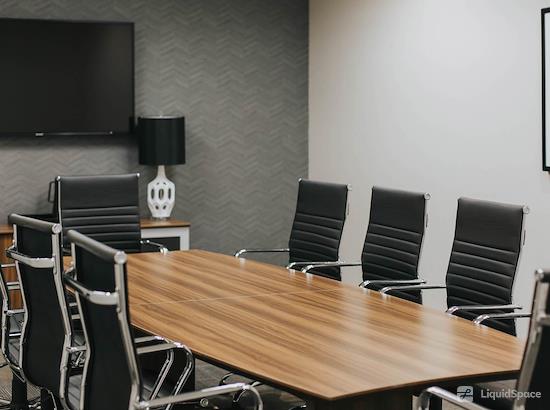 Working at Executive Workspace| Las Colinas at Irving
