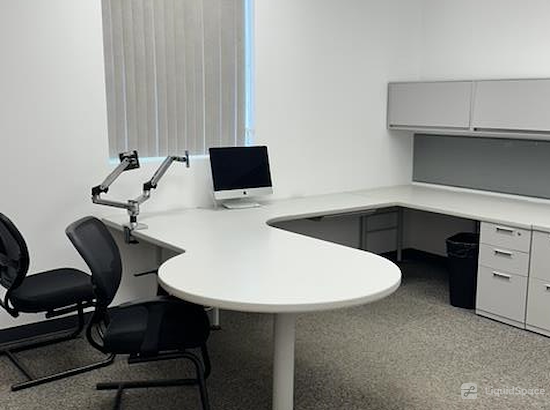 Working at Office Evolution - Roselle at Roselle