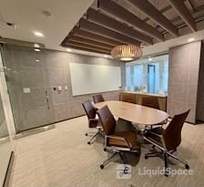 Carr Workplaces - Tysons
