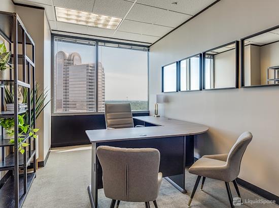 Working at Lucid Private Offices | Galleria / Addison Tower One at Dallas
