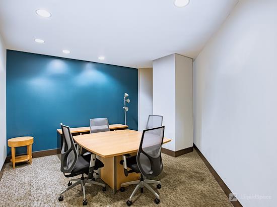 Working at Regus || Hamilton at Campbell