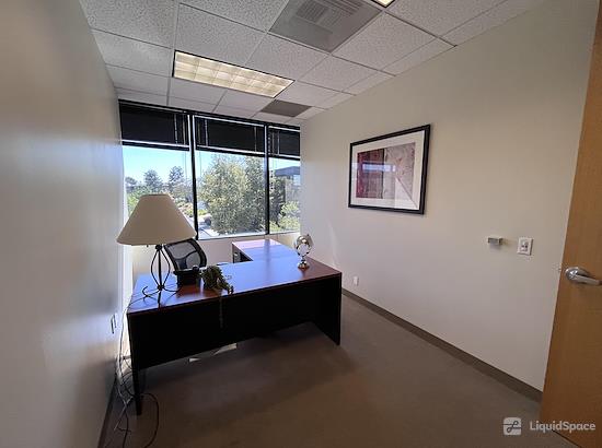 Working at (VON) Von Karman Corporate Center at Irvine