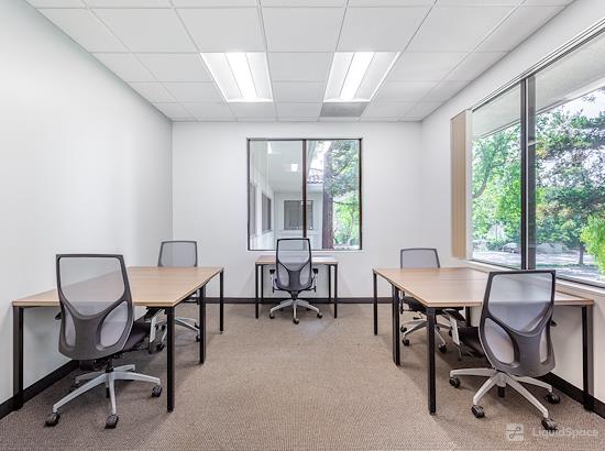 Working at Regus || Embarcadero Place at Palo Alto
