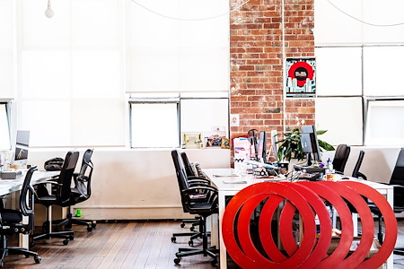 Inspire9 - Inspire9 - Dedicated Desk