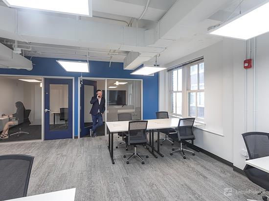Working at Expansive - Angebilt Building at Orlando