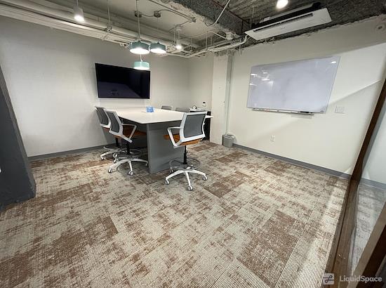 Working at Pacific Workplaces - J Street at Sacramento