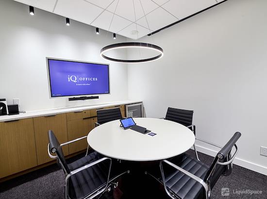 Working at iQ Offices | 302 Bay St. at Toronto
