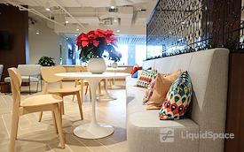 Carr Workplaces - Friendship Heights