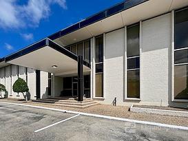 Regus | Houston - Buccaneer Ln.
