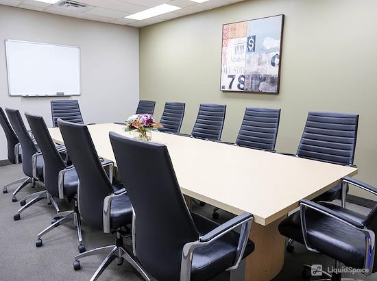 Working at Intelligent Office Yonge Eglinton Centre at Toronto