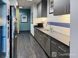 Regus | Yonge and Sheppard