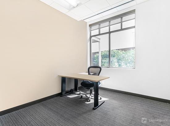 Working at Regus | Watter’s Creek at Allen