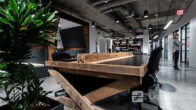 Common Desk - Granite Park