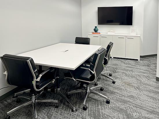 Working at Regus || Sacramento - 8880 Cal Center Drive at Sacramento