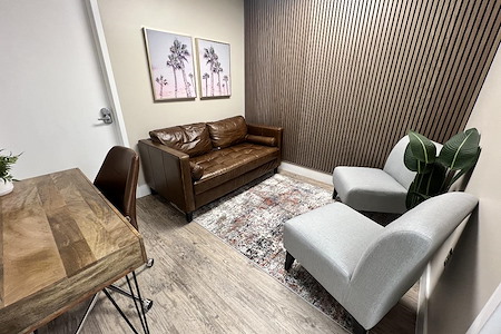 W Executive Suites | Stuart - Therapy Room