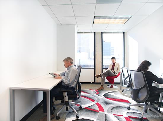 Working at Regus || 50 California Street at San Francisco
