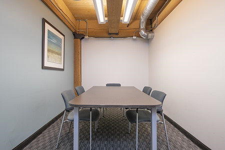 Regus | Yaletown - Meeting Room