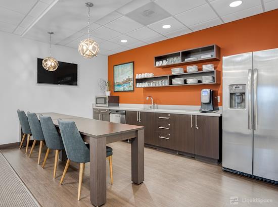 Working at Regus | 1220 Main Place at Vancouver