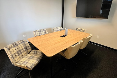 Work-Collective Midway - Wilson Room