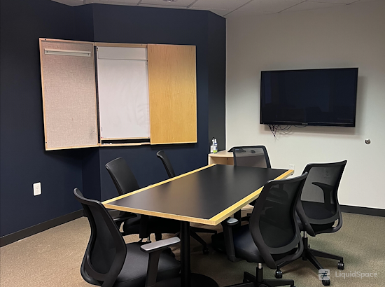 Working at Intelligent Office - Arlington at Arlington